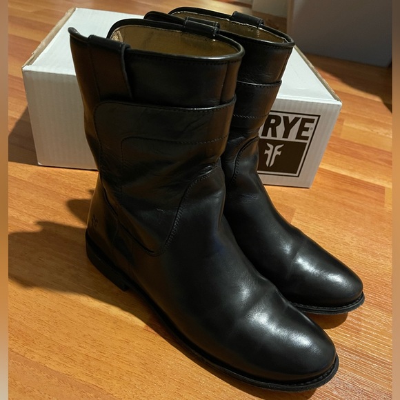 Frye Paige short riding boots, excellent condition,size 7 - Picture 10 of 11